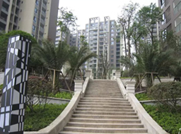 �˱���Զ�ﴺ����һ���̻�����