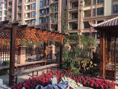 ����ɭ��˽�һ�԰