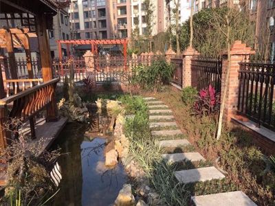 ����ɭ��˽�һ�԰