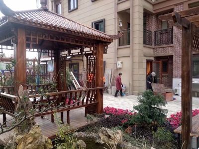 ����ɭ��˽�һ�԰